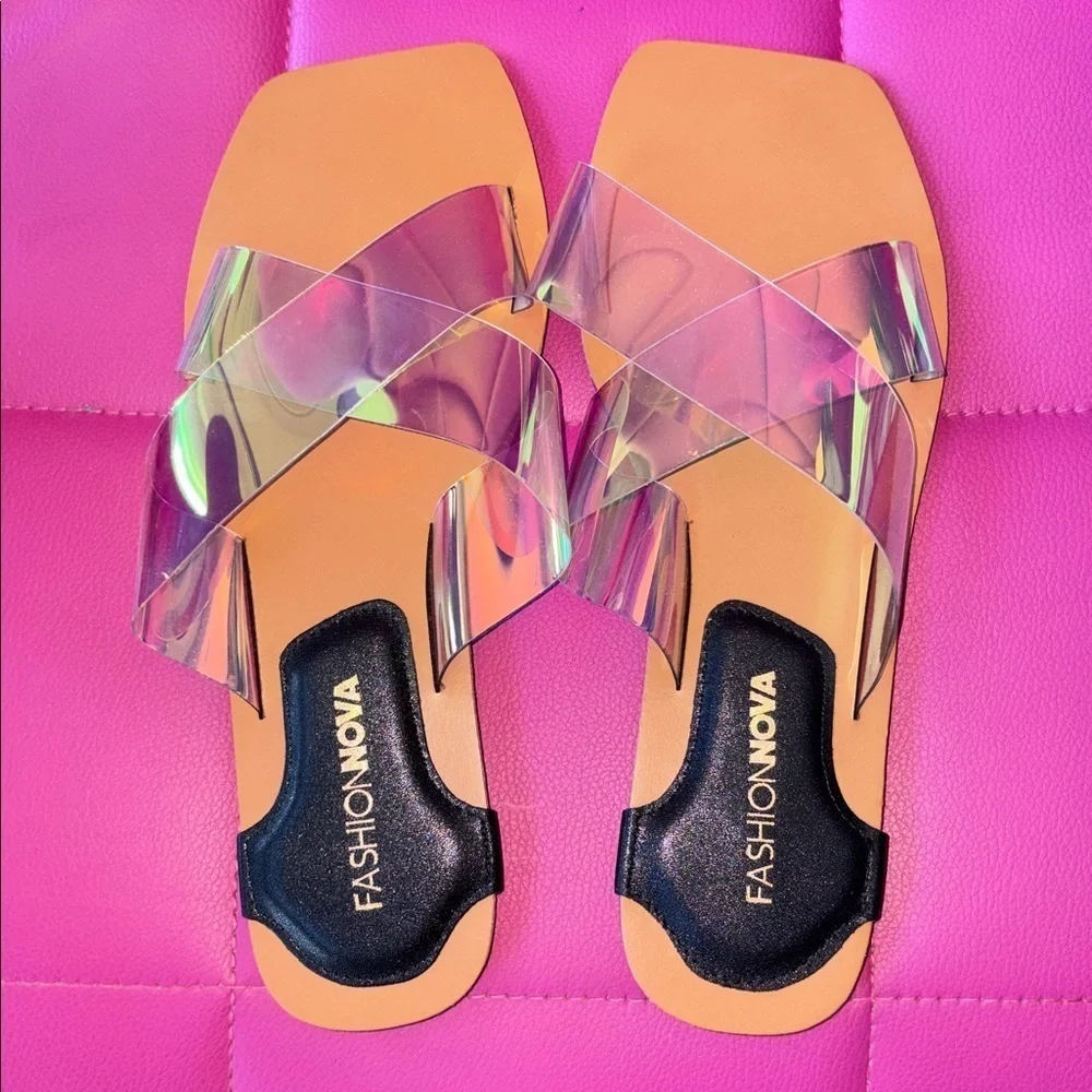 Fashion Nova Off Duty Flat Sandals Size 9